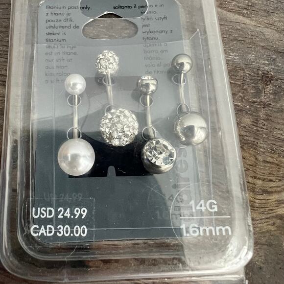 New Claire's Silver Jewel and Pearl Titanium Belly Button Ring Set 14G 1.6 mm - Picture 6 of 6